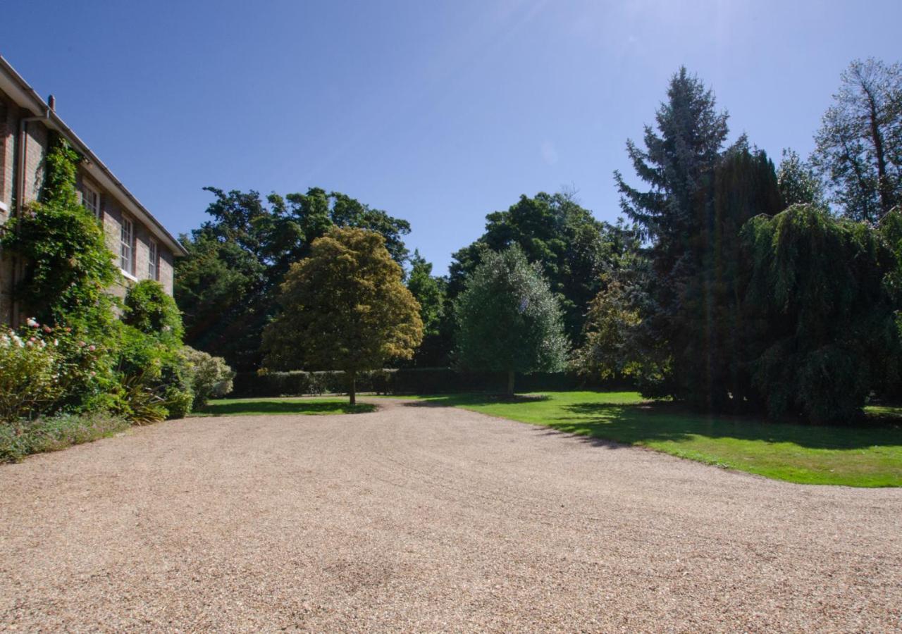 Villa The Old Rectory Tattingstone Exterior foto